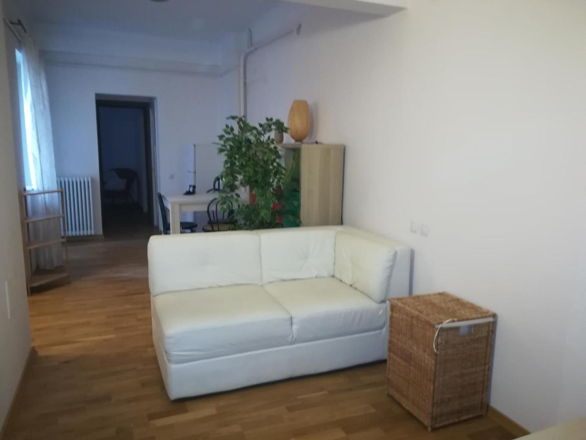 Anastasia Balcescu Apart 4 Self Check In Code From 2Pm Kitchen And Bedroom 布加勒斯特 外观 照片